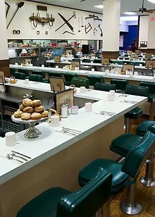 Jackson Hotel 4*